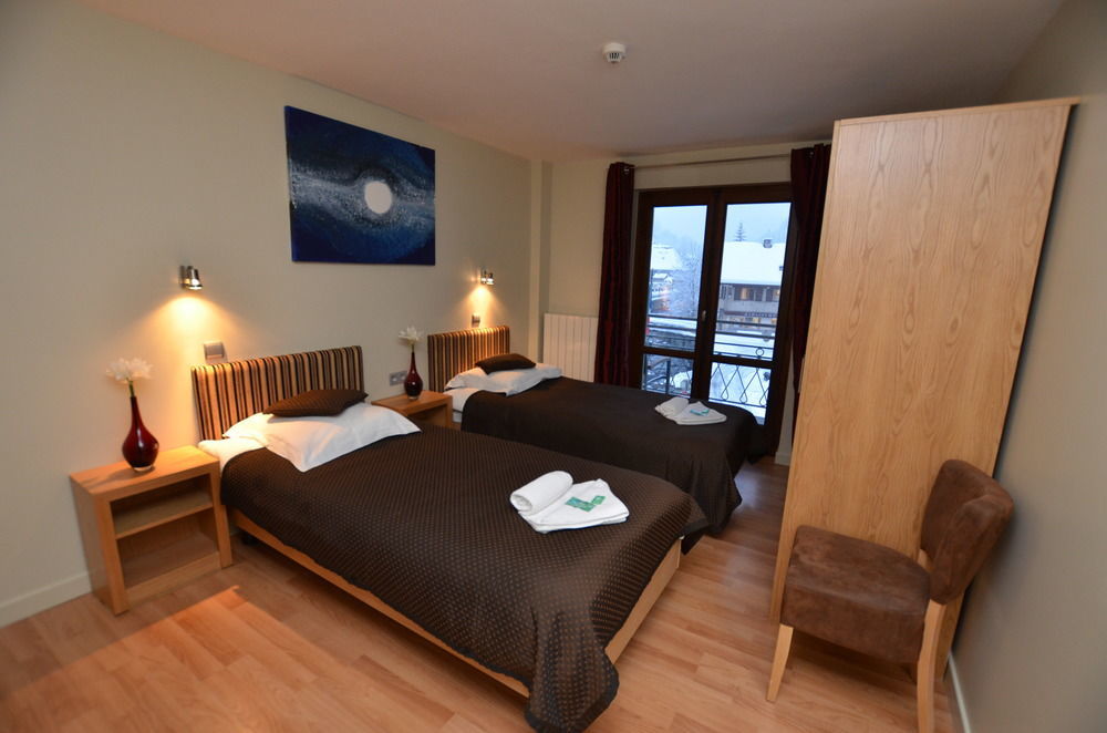 Hotel Rhodos Morzine アヴォリアズ エクステリア 写真
