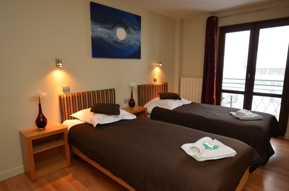 Hotel Rhodos Morzine アヴォリアズ エクステリア 写真