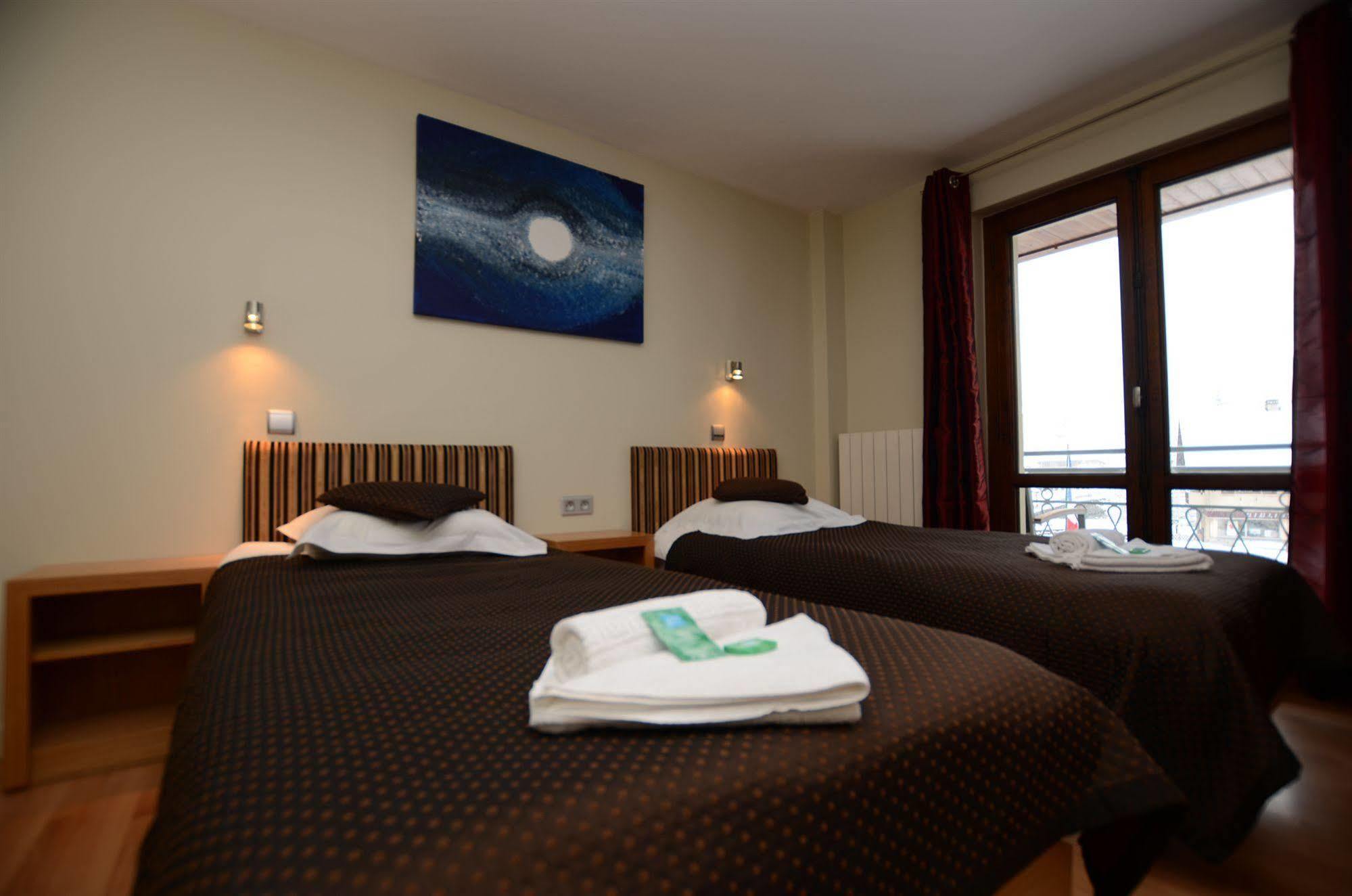 Hotel Rhodos Morzine アヴォリアズ エクステリア 写真